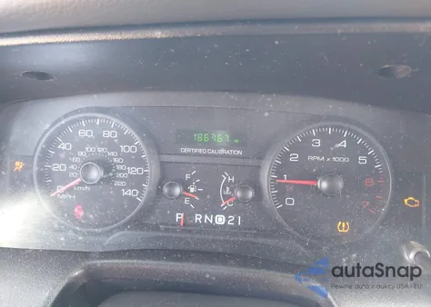 2010 Ford Crown Victoria Police Interceptor z USA, uszkodzony, nr VIN 2FABP7BV2AX139125